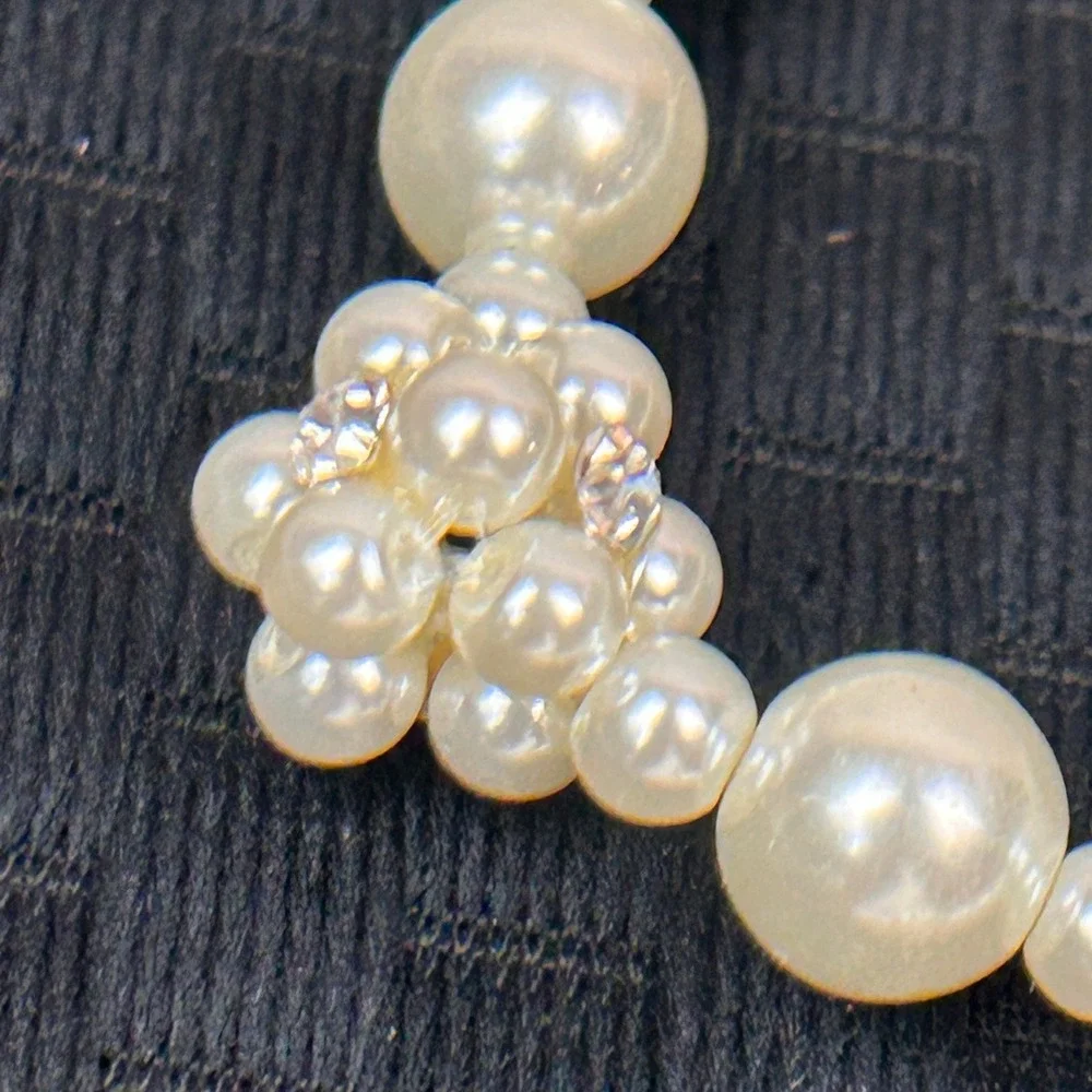 Lot of 4 Faux Pearl Stretch Bracelets Cream‎ Pink Rhinestone Beaded Jewelry Set